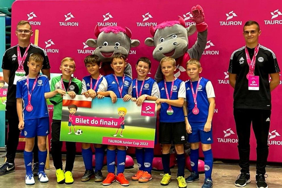 dzieci grupa piłkarze