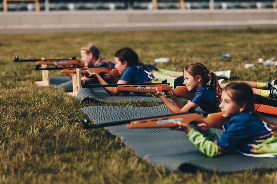dziewczyny karabinek zawody