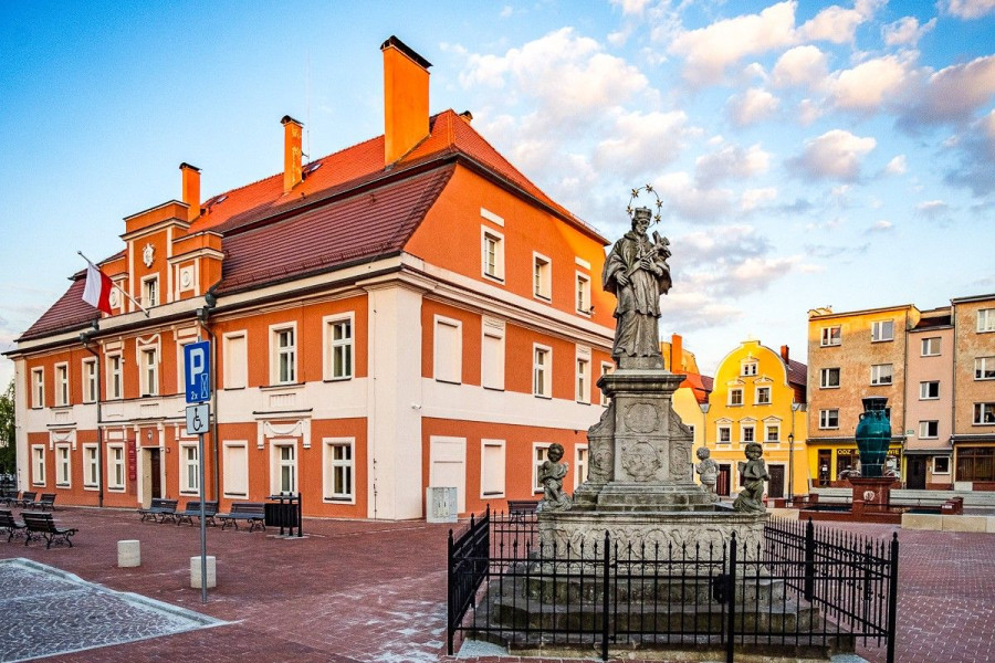rynek nowogrodziec