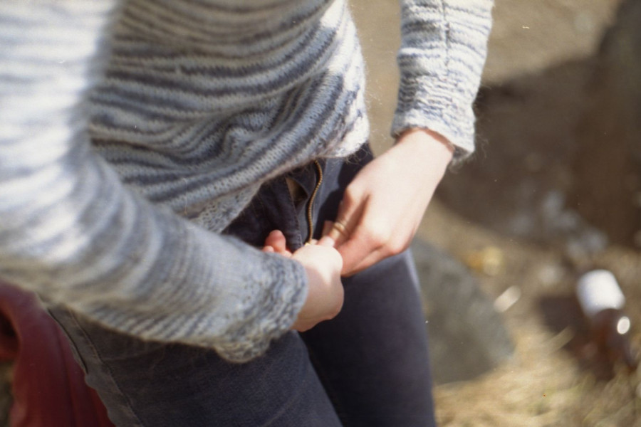 spodnie człowiek zamek