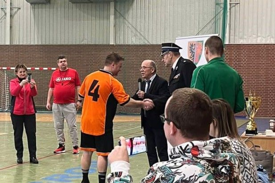 ryszard kawka strażak hala piłka