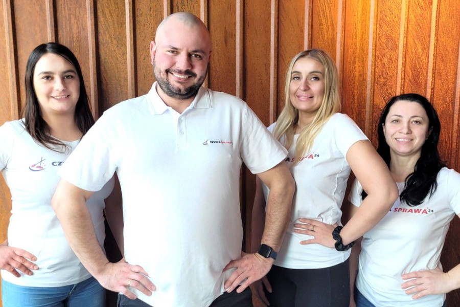 ekipa sprzątająca czystasprawa24.pl