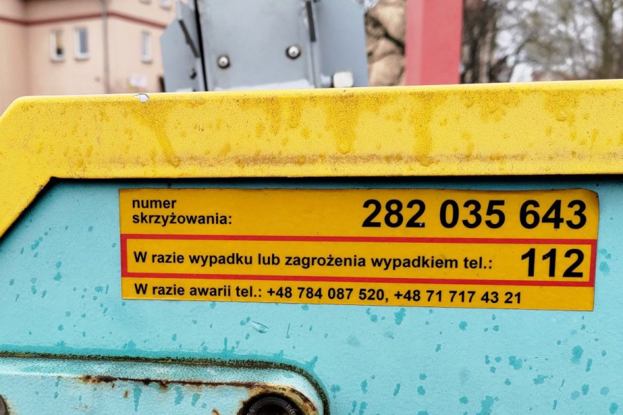 naklejka przejazd bezpieczeństwo