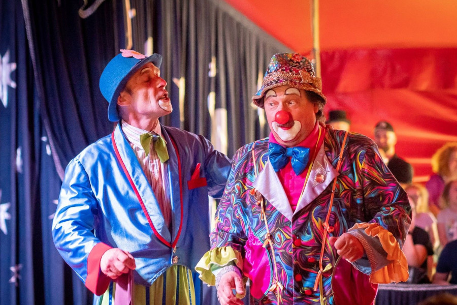 clown cyrk