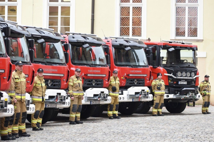 straż pożarna samochód przekazanie
