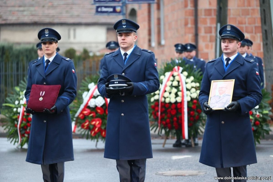policja pogrzeb