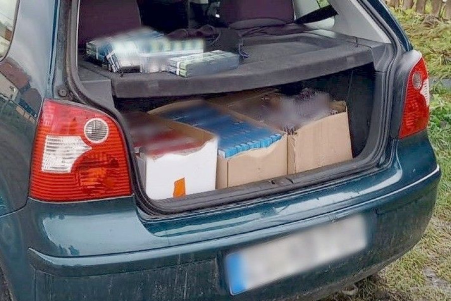 papierosy tytoń auto