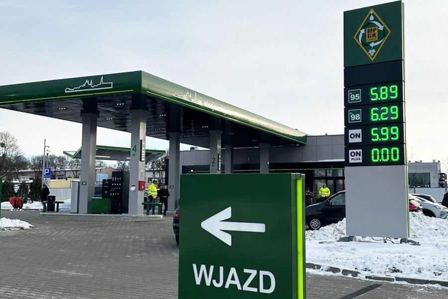 stacja paliw chełm