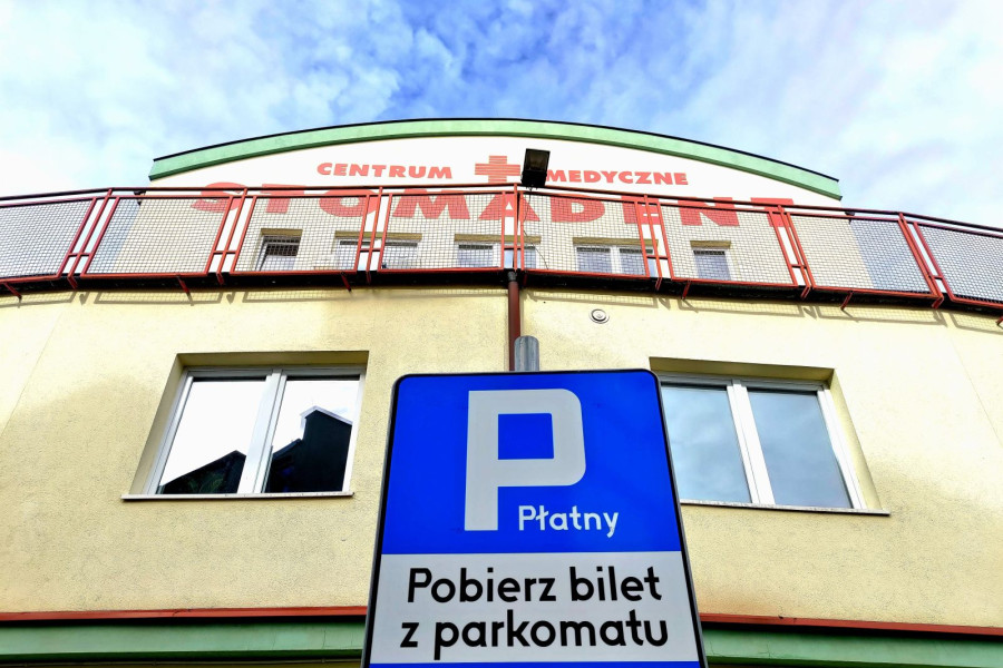 Parking budynek