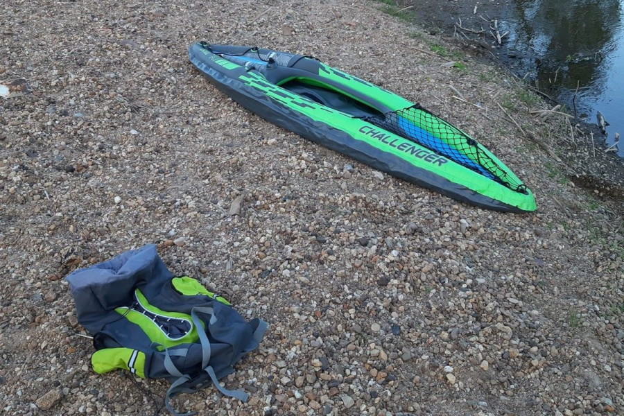 kajak plecak nowogrodziec woda