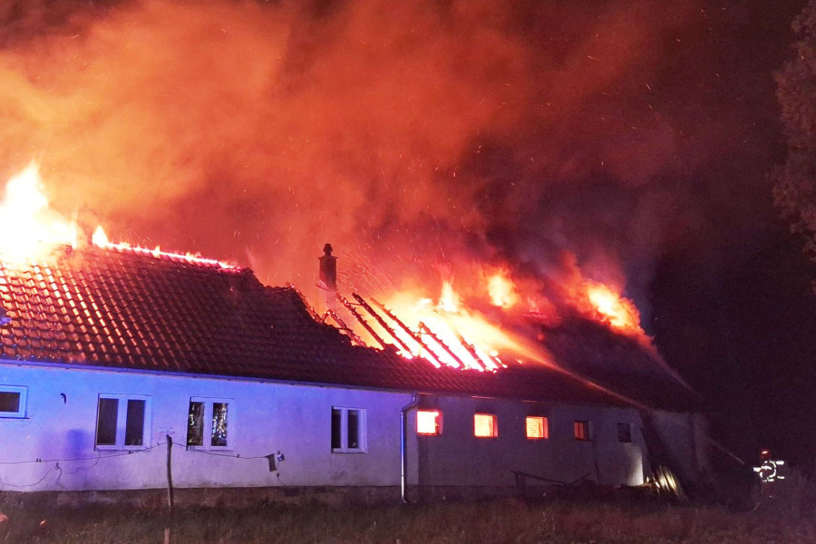pożar budynek nowe jaroszowice