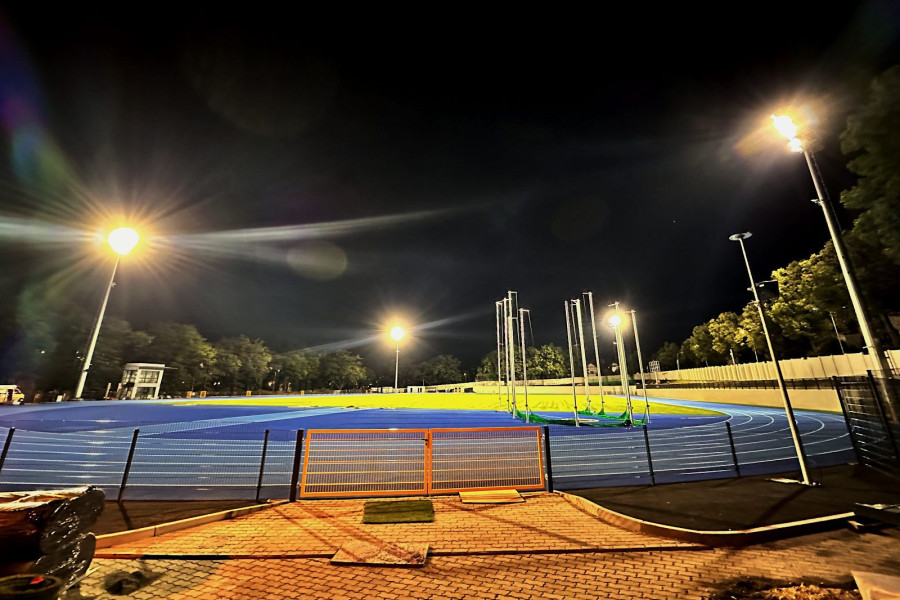 stadion bolesławiec oświetlenie