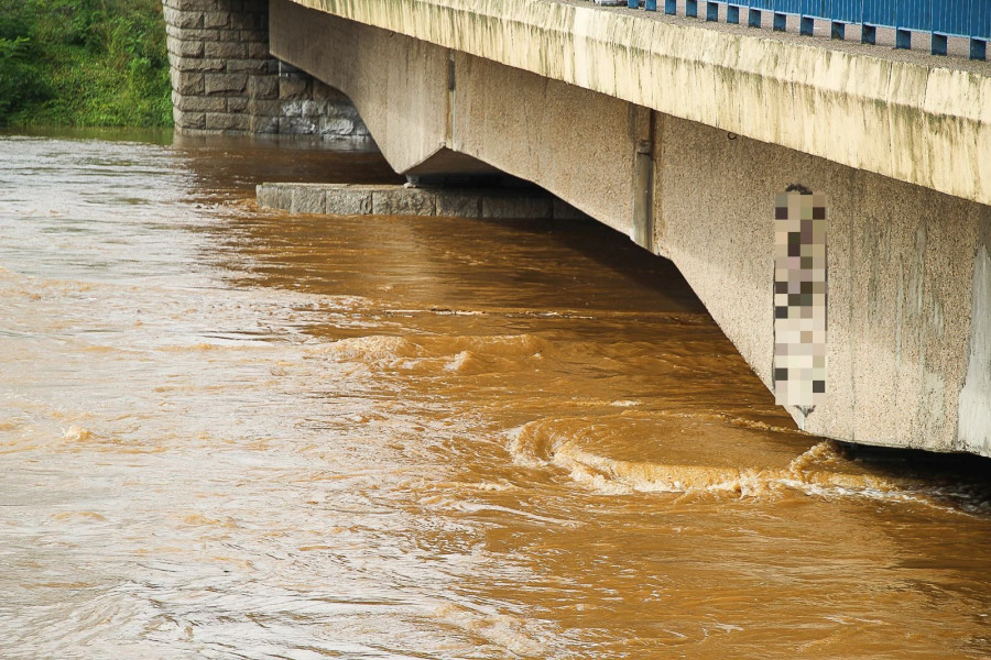 bóbr rzeka powódź most