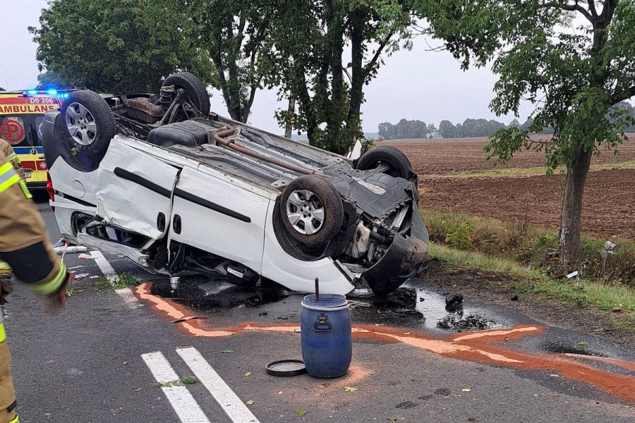 dachowanie auta chościszowice