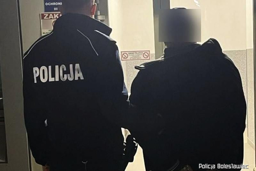 zatrzymany policjant