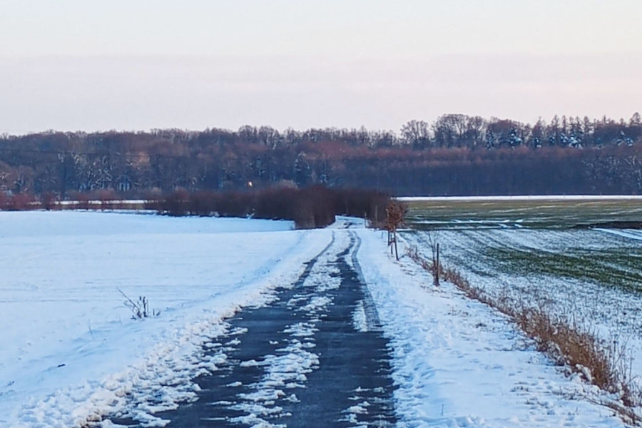 warta bolesławiecka śnieg ścieżka rowerowa