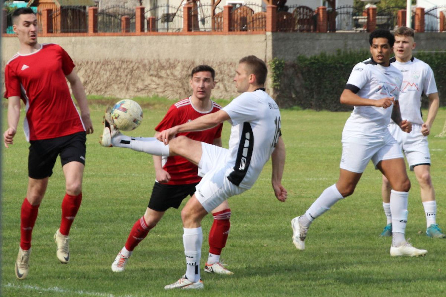 bks bolesławiec apis jędrzychowice