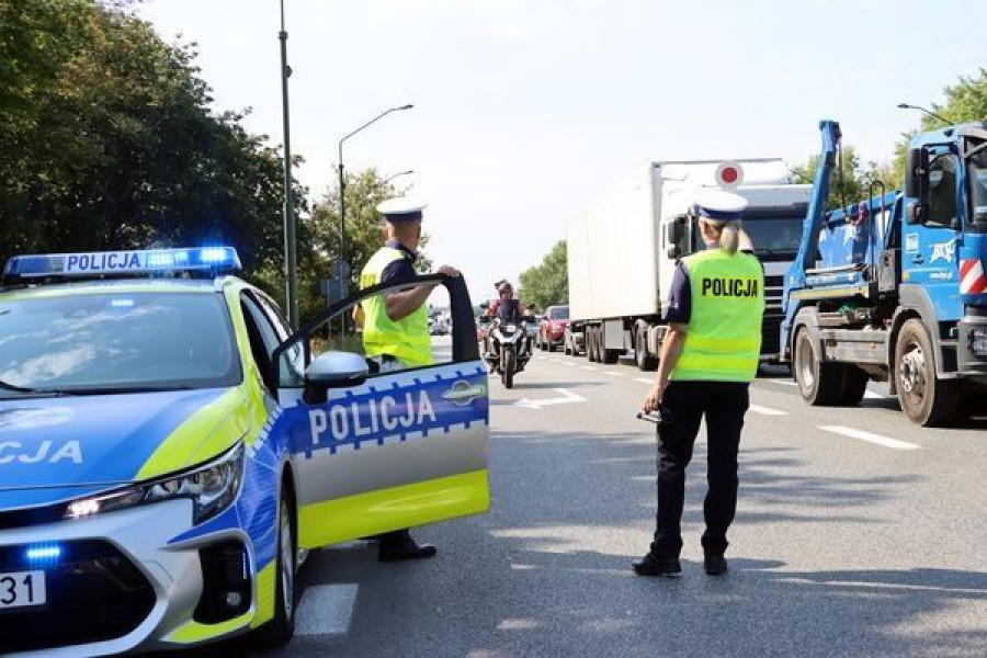 policja droga radiowóz