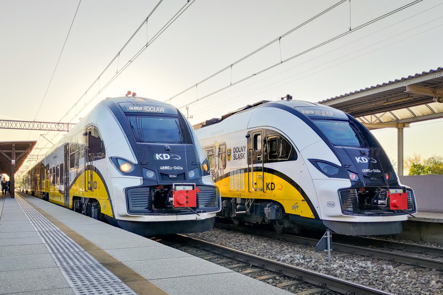 pociąg koleje dolnośląskie