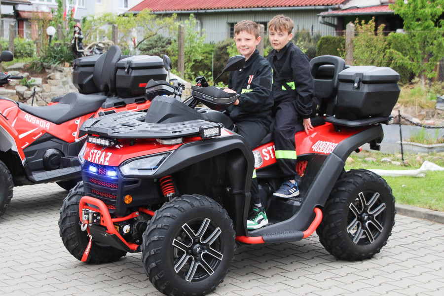 quad chłopiec straż