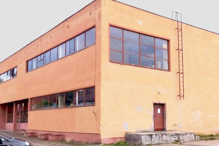 zapis łasicka budynek