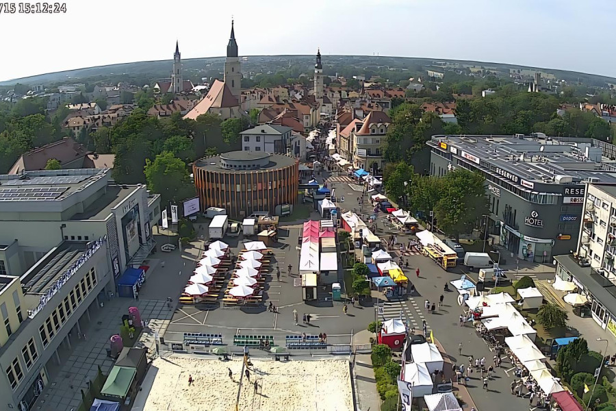 kamera plac piłsudskiego święto ceramiki