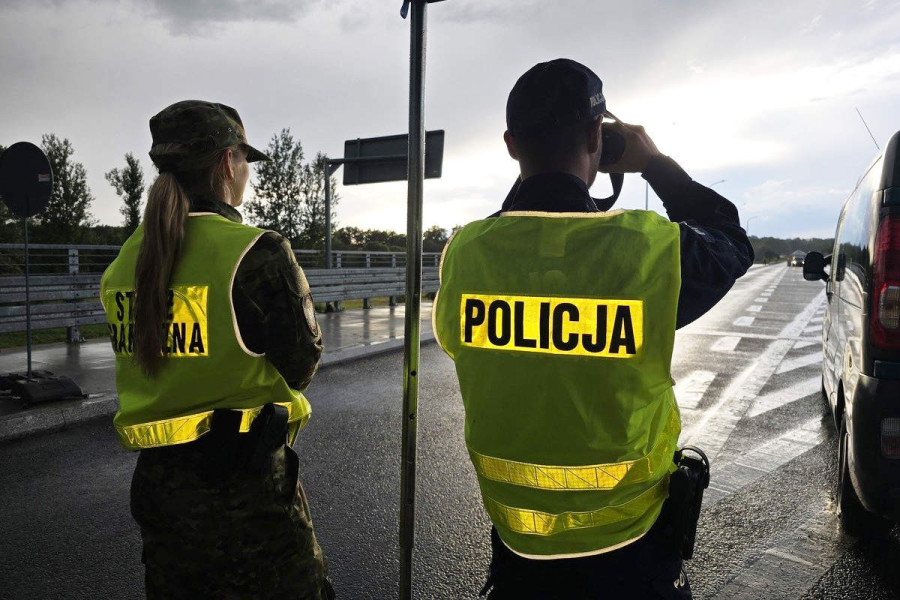 policja i straż graniczna