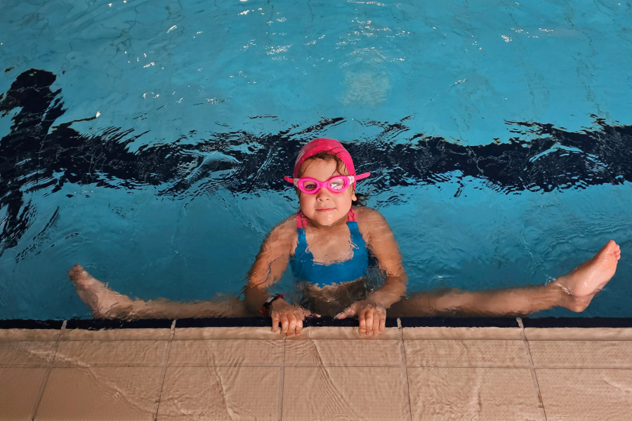 dziecko basen nauka