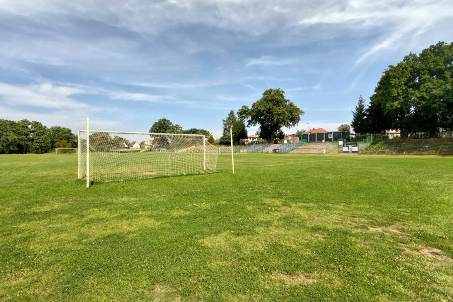 rajska boisko remont