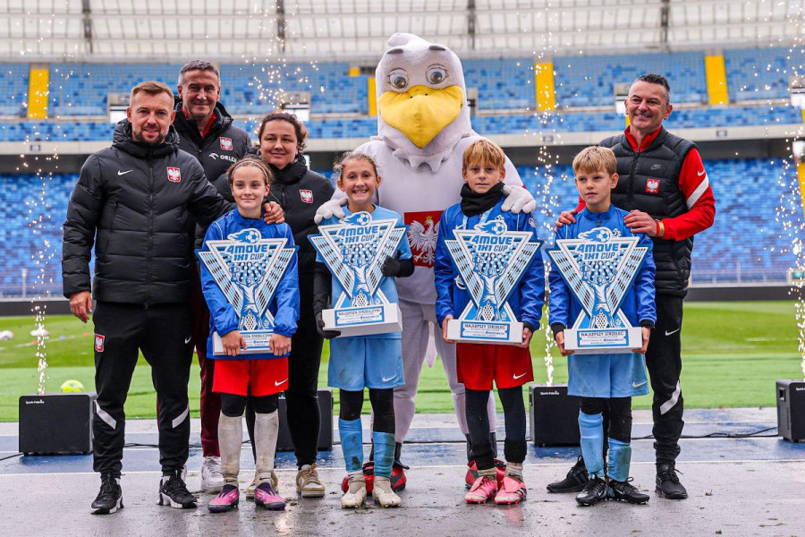 karol holinka piłkarz król strzelców