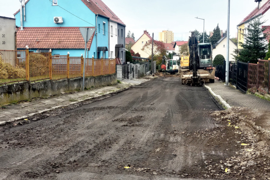 remont ulica konopnickiej koparka