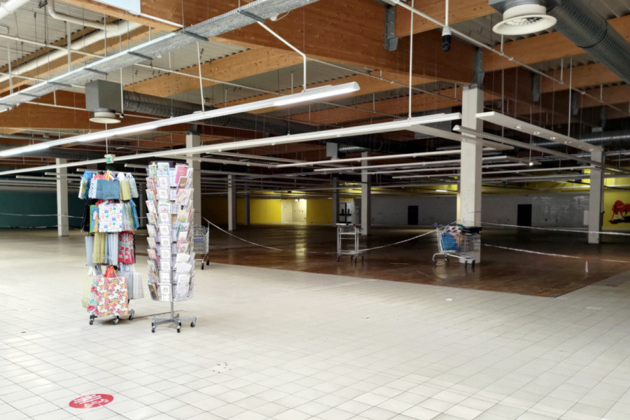 budynek wnętrze park handlowy