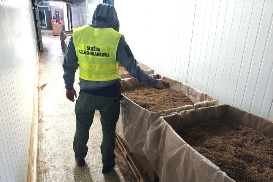 funkcjonariusz tytoń