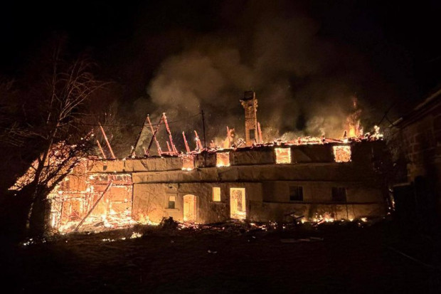 pożar iwiny budynek