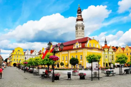 Bolesławiecka karta mieszkańca w cieniu orzeczeń NSA. Miasto musi uważać na pułapkę PIT