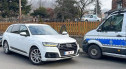 Pościg: poszukiwany zakazowiec z wyrokiem uciekał przez policją kradzionym audi