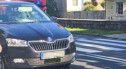 Wypadek na Wojska Polskiego. 85-latek potrącił dwie dziewczyny na pasach. Trafiły do szpitala