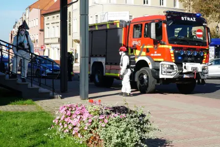 Akcja służb w „okrąglaku” w Bolesławcu. Na miejscu pojawiła się grupa chemiczna
