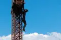 Kolejny desperat wszedł na Krzyż Milenijny