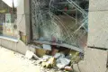 Kierowca BMW wjechał w sklep