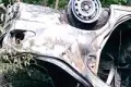 Wrak auta straszy przy moście w Kliczkowie