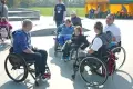 Niepełnosprawni na skateparku