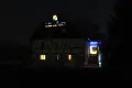 Dziurawy i nieoświetlony dojazd do Restauracji "Inna Bajka"