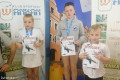 Grad medali pływak&oacute;w Harpuna na zawodach w Legnicy