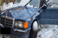 Samochodowi złodzieje wpadli, bo kradziony Mercedes&hellip; utknął w śniegu