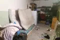 Uwili sobie miłosne gniazdko w... cudzym garażu