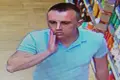 Ukradł drogie perfumy. Poznajesz go? Powiadom policję
