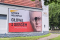 Zniszczyli baner wyborczy Hołowni. Grozi im do 5 tys. zł grzywny