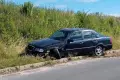 Uszkodzony Mercedes na trasie Raciborowice – Jurków