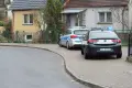 Wjechał w ogrodzenie i uciekł